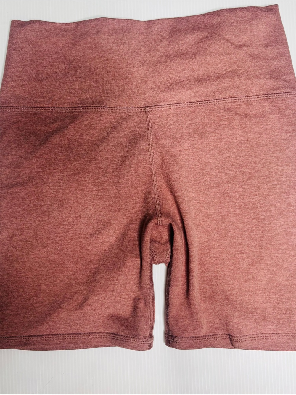 Vuori Clean Elevation Shorty Bike Shorts in Pink Heather - Picture 4 of 7